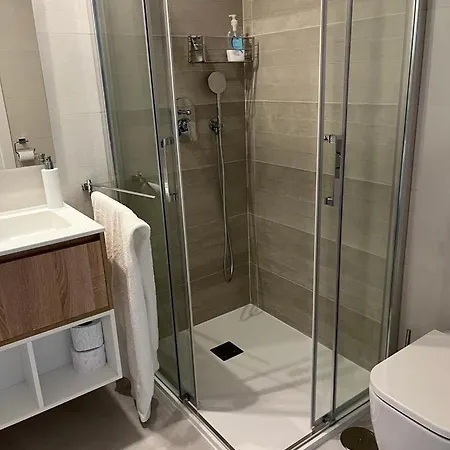 Sunset Waves - Modern Luxury 2 Bedroom Lejlighed *